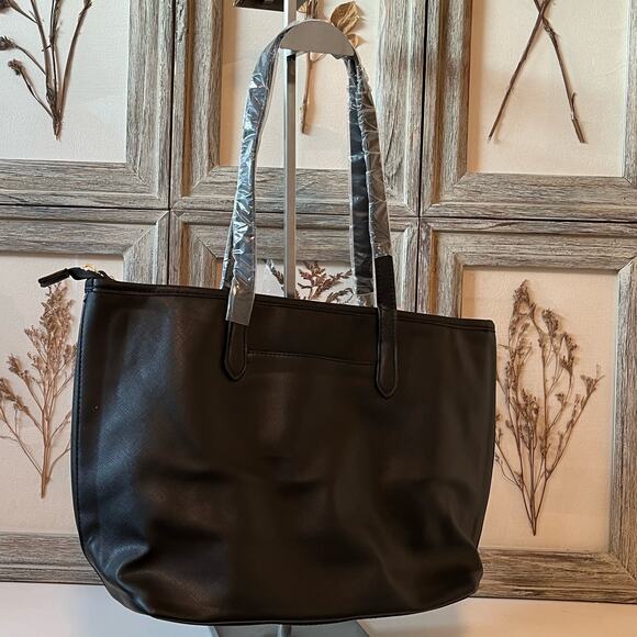 Time & Tru Time and Tru Women's 3-Piece Handbag Set in Black - Picture 7 of 11